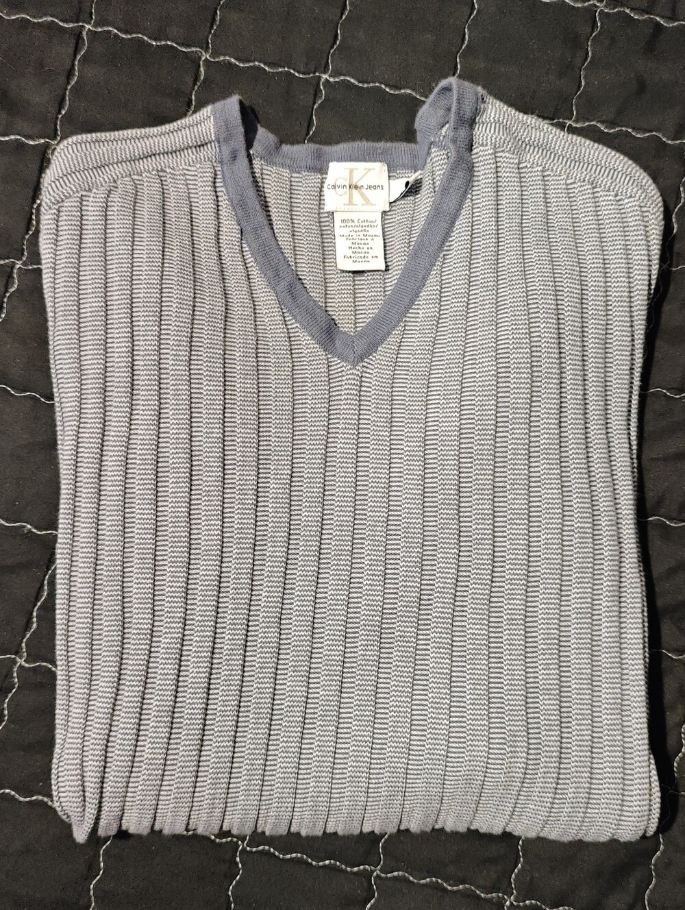 Calvin Klein Jeans Men’s Light Gray Ribbed V-Neck Sweater Size M